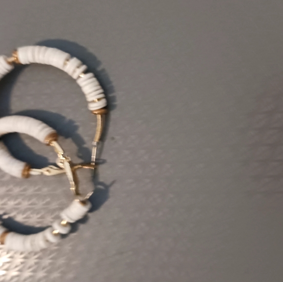 Earrings - Picture 3 of 4